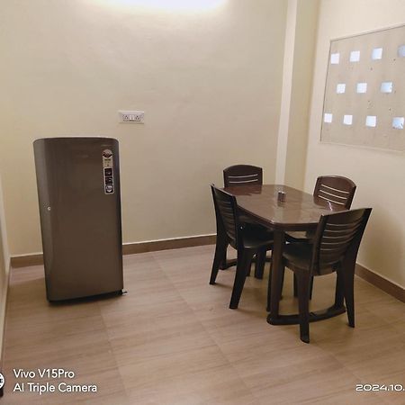 Incredible Banaras Inn Варанаси Екстериор снимка